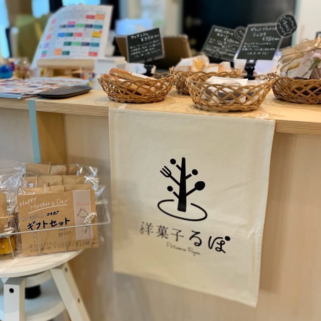 洋菓子るぽの出店風景